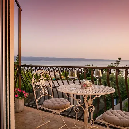Luxury Argola Apartment